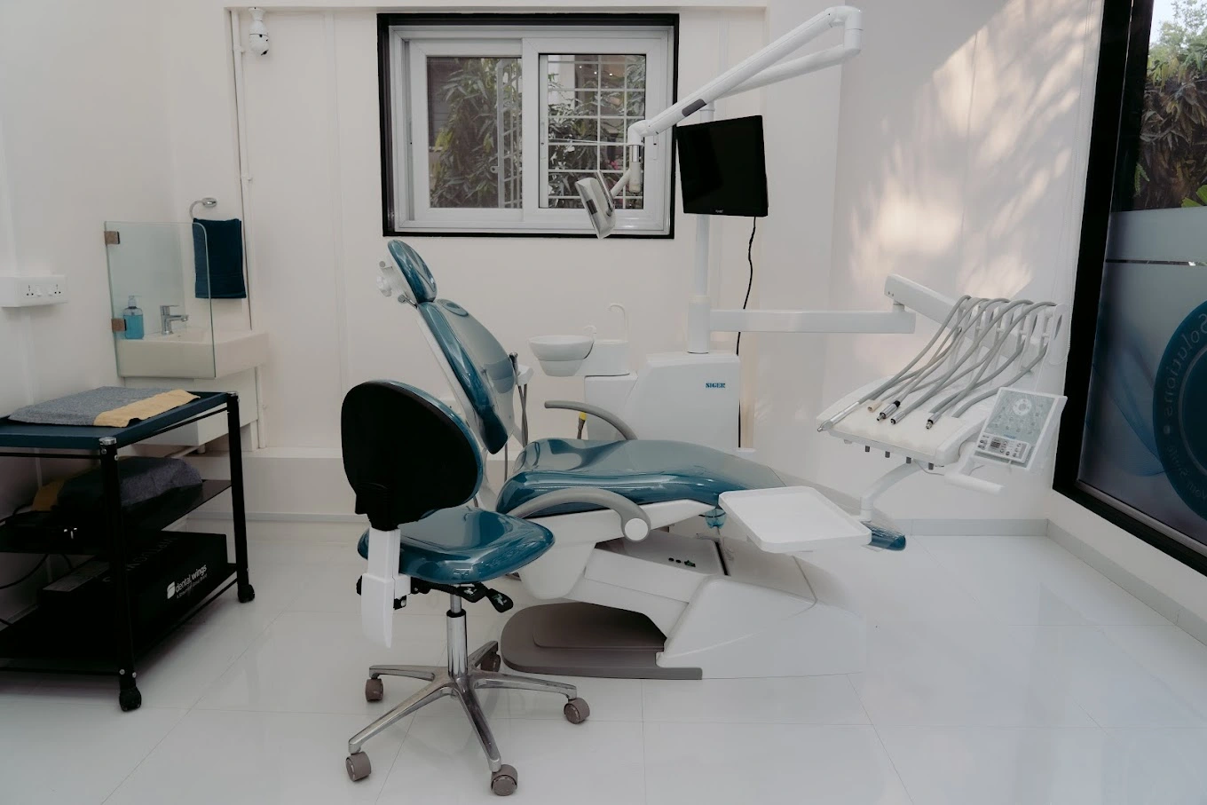 Dental care solutions clinic